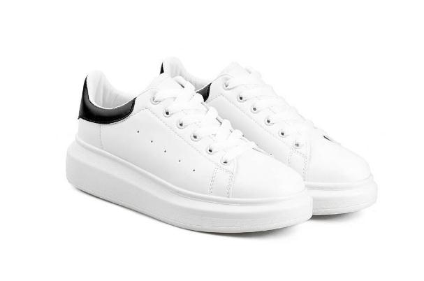 休閑鞋哪個(gè)品牌好 休閑鞋哪個(gè)品牌鞋底最舒服 休閑鞋哪個(gè)品牌好 休閑鞋哪個(gè)品牌鞋底最舒服