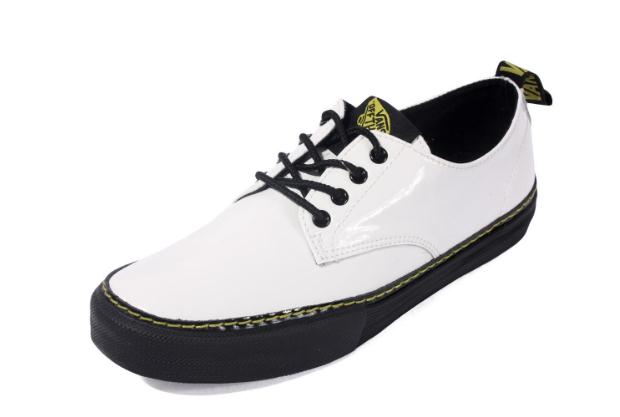 休閑鞋怎么搭配 休閑衣服怎么搭配包 休閑鞋怎么搭配 休閑衣服怎么搭配包