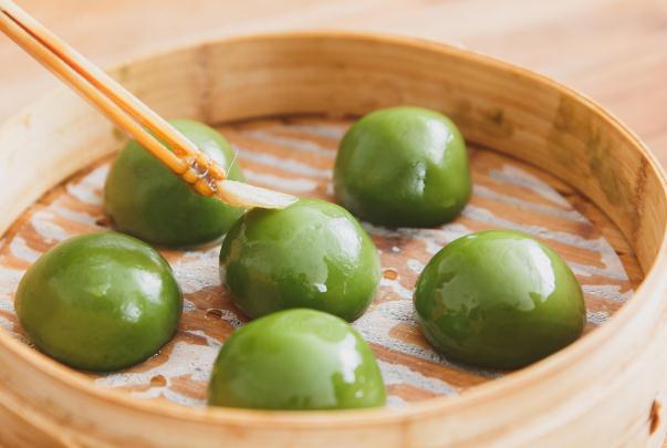 青團(tuán)凍硬了怎么辦 青團(tuán)凍硬了好吃嗎 青團(tuán)凍硬了怎么辦 青團(tuán)凍硬了好吃嗎