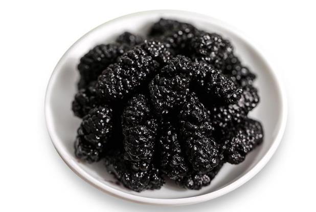 桑葚干有通便的功能嗎 桑葚干怎么吃最有效 桑葚干有通便的功能嗎 桑葚干怎么吃最有效