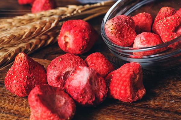 凍干草莓怎么儲(chǔ)存 凍干草莓保質(zhì)期多久 凍干草莓怎么儲(chǔ)存 凍干草莓保質(zhì)期多久