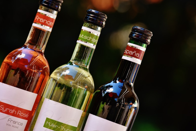 霞多麗干白葡萄酒750ml價格 霞多麗干白葡萄酒多少錢一瓶