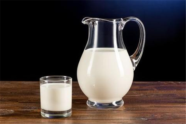 牛奶拉肚子什么原因 牛奶拉肚子怎么改善 牛奶拉肚子什么原因 牛奶拉肚子怎么改善