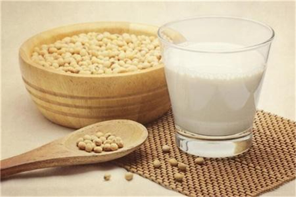 豆?jié){里含有雌激素嗎 豆?jié){含有雌激素多嗎 豆?jié){里含有雌激素嗎 豆?jié){含有雌激素多嗎