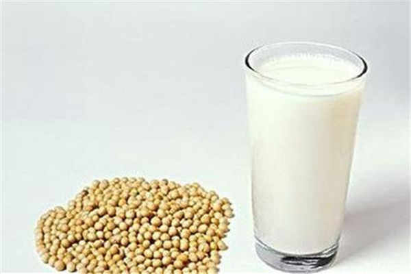 豆奶補(bǔ)羊水嗎 豆奶孕婦可以喝嗎 豆奶補(bǔ)羊水嗎 豆奶孕婦可以喝嗎