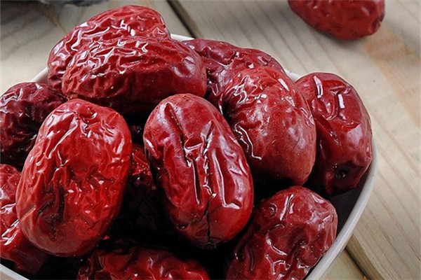 紅棗會升高血糖嗎 紅棗糖尿病人可以吃嗎 紅棗會升高血糖嗎 紅棗糖尿病人可以吃嗎