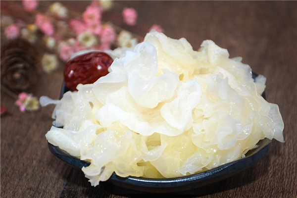 銀耳泡多久好 銀耳泡久了會有毒嗎 銀耳泡多久好 銀耳泡久了會有毒嗎