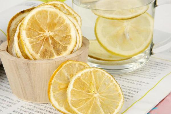 檸檬干片泡水可以減肥嗎 檸檬干片泡水可以天天喝嗎 檸檬干片泡水可以減肥嗎 檸檬干片泡水可以天天喝嗎