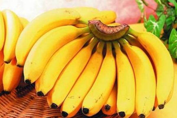 香蕉有黑色斑點(diǎn)能吃嗎 香蕉有黑色斑點(diǎn)什么原因 香蕉有黑色斑點(diǎn)能吃嗎 香蕉有黑色斑點(diǎn)什么原因