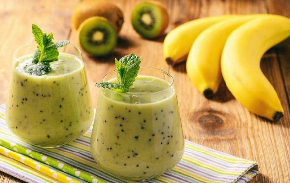 喝香蕉汁有什么功效 哪些人不宜喝香蕉汁 喝香蕉汁有什么功效 哪些人不宜喝香蕉汁