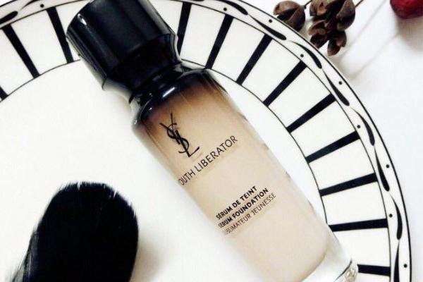 圣羅蘭粉底液色號怎么選 圣羅蘭粉底液推薦