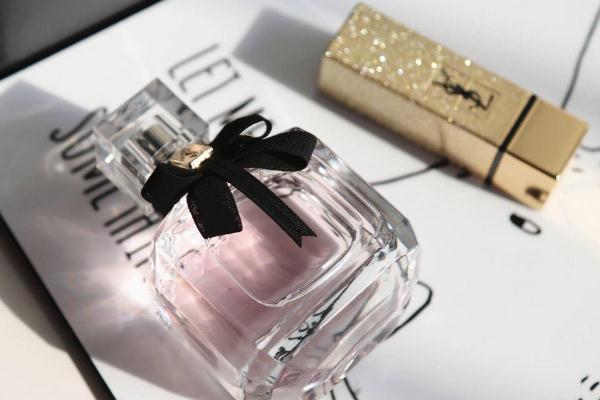 圣羅蘭香水哪款好聞 圣羅蘭香水反轉(zhuǎn)巴黎好聞嗎 圣羅蘭香水哪款好聞 圣羅蘭香水反轉(zhuǎn)巴黎好聞嗎