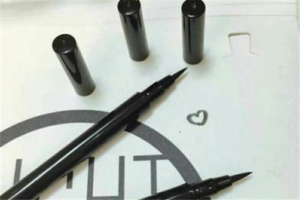 眼線筆有防水的嗎 眼線筆不防水怎么處理 眼線筆有防水的嗎 眼線筆不防水怎么處理