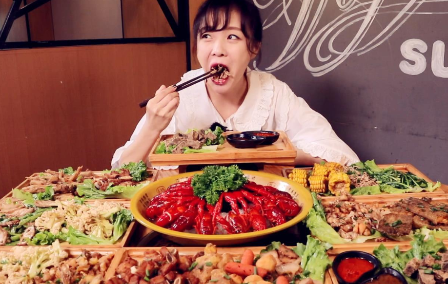 那些大胃王真的能吃那么多食物嗎 那些大胃王真的能吃那么多食物嗎