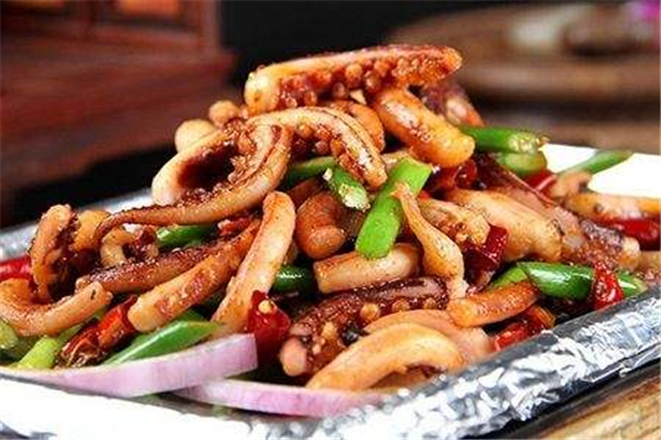 魷魚長(zhǎng)脂肪嗎 魷魚的熱量 魷魚長(zhǎng)脂肪嗎 魷魚的熱量