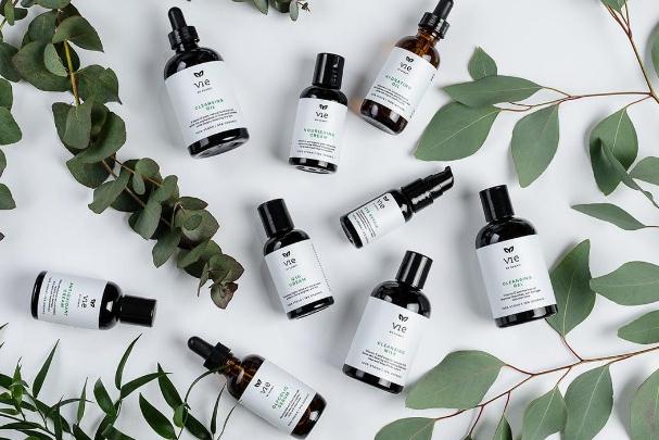 護(hù)膚品什么時(shí)候用效果最好 護(hù)膚品的效果能不能立竿見影呢 護(hù)膚品什么時(shí)候用效果最好 護(hù)膚品的效果能不能立竿見影呢