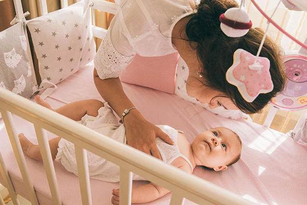 寶寶老哭什么原因 寶寶老哭應(yīng)該怎辦 寶寶老哭什么原因 寶寶老哭應(yīng)該怎辦