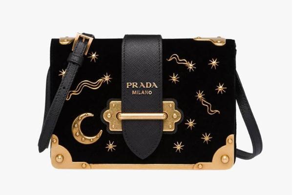 包包的五金磨損怎么修復(fù)呢 包包的五金掉色怎么補 包包的五金磨損怎么修復(fù)呢 包包的五金掉色怎么補