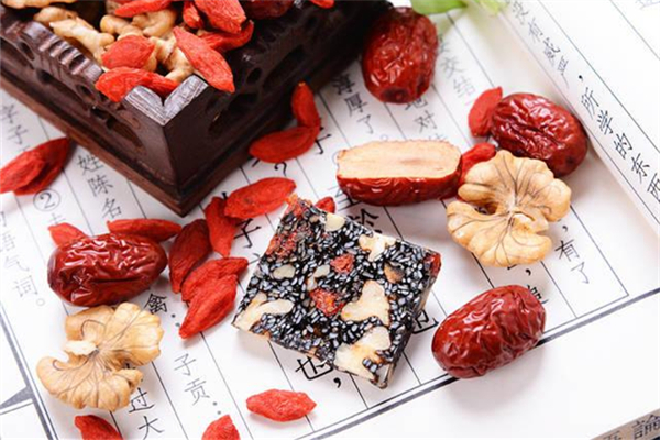 阿膠什么季節(jié)吃最好 阿膠每天什么時(shí)候吃最好 阿膠什么季節(jié)吃最好 阿膠每天什么時(shí)候吃最好