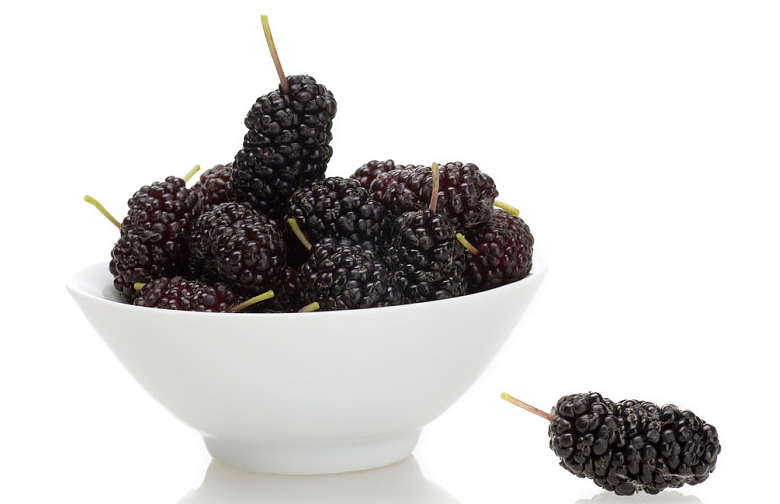 女人吃桑葚的禁忌 4類(lèi)人群不宜吃桑葚