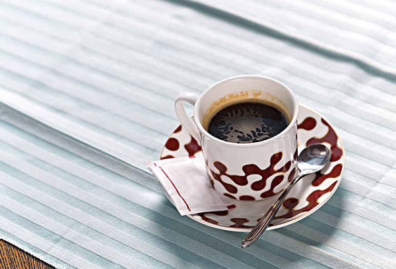 喝黑咖啡會變黑嗎 喝黑咖啡有什么副作用 喝黑咖啡會變黑嗎 喝黑咖啡有什么副作用