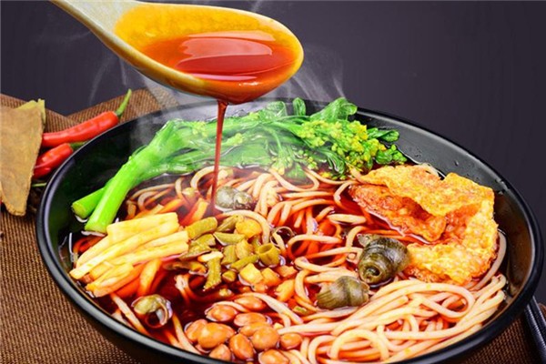 柳州螺螄粉賣到20多個(gè)國(guó)家地區(qū) 螺螄粉好吃嗎