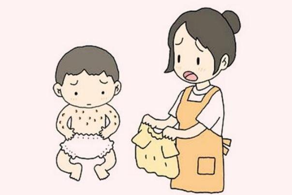 嬰兒濕疹可以打預(yù)防針嗎 嬰兒濕疹可以洗澡嗎 嬰兒濕疹可以打預(yù)防針嗎 嬰兒濕疹可以洗澡嗎