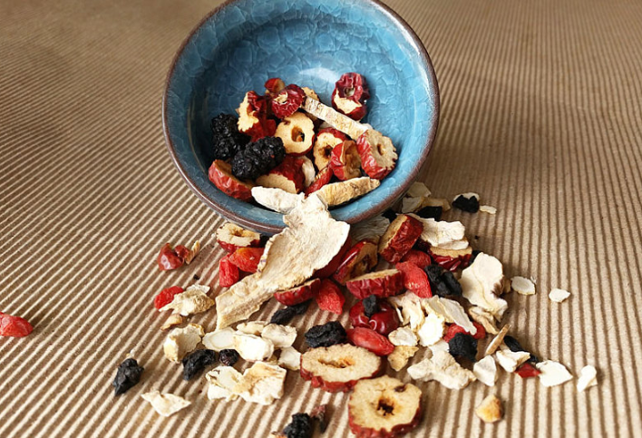 黃精對(duì)女人的功效與作用 女人可以吃黃精嗎