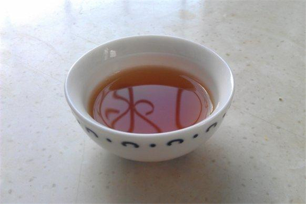 雄黃酒可以消毒嗎 雄黃酒能擦身上嗎 雄黃酒可以消毒嗎 雄黃酒能擦身上嗎