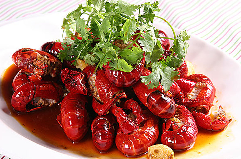 小龍蝦蝦頭的黃能吃嗎 小龍蝦蝦頭里面黃黃的是什么 小龍蝦蝦頭的黃能吃嗎 小龍蝦蝦頭里面黃黃的是什么