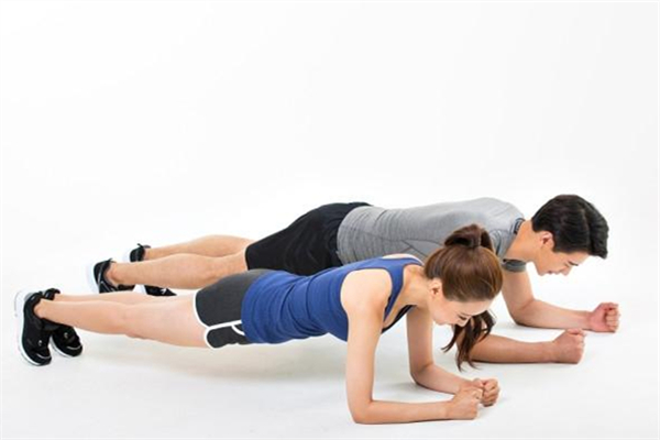 平板支撐做不了怎么辦 平板支撐做不了什么原因 平板支撐做不了怎么辦 平板支撐做不了什么原因