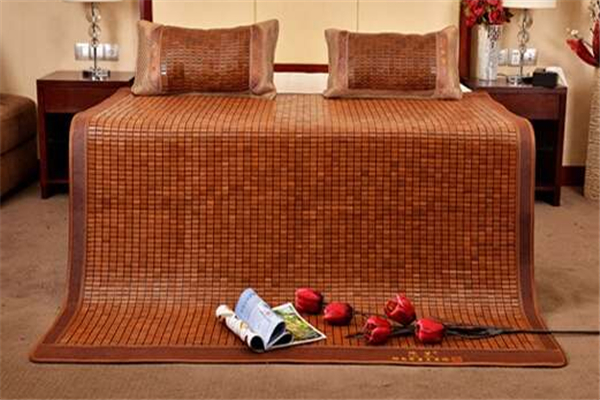 涼席有毛刺怎么護(hù)理 涼席有毛刺睡一段時間能好嗎 涼席有毛刺怎么護(hù)理 涼席有毛刺睡一段時間能好嗎