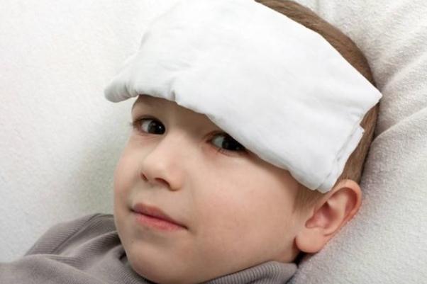 嬰兒發(fā)燒的原因有哪些 嬰兒發(fā)燒的危害 嬰兒發(fā)燒的原因有哪些 嬰兒發(fā)燒的危害