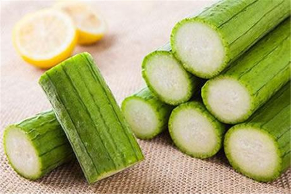 絲瓜嫩的好吃還是老的好吃 絲瓜怎么挑選嫩的 絲瓜嫩的好吃還是老的好吃 絲瓜怎么挑選嫩的