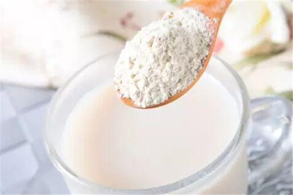 蛋白粉健身前喝還是健身后喝 蛋白粉什么時間喝效果最好 蛋白粉健身前喝還是健身后喝 蛋白粉什么時間喝效果最好