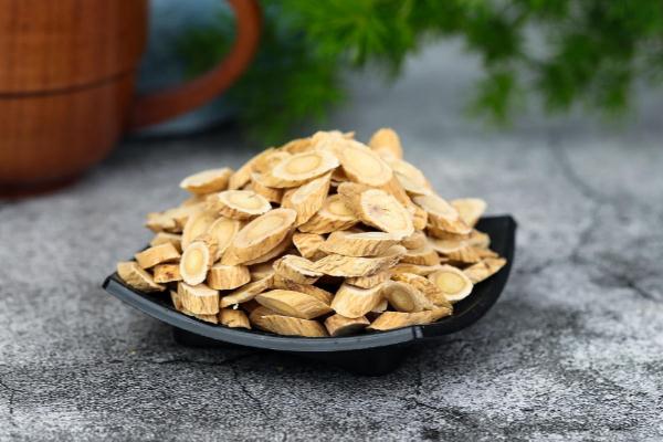 黃芪能治胃病嗎 黃芪能補腎嗎 黃芪能治胃病嗎 黃芪能補腎嗎