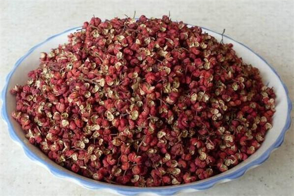 花椒對(duì)人體有害嗎 花椒每次放多少 花椒對(duì)人體有害嗎 花椒每次放多少