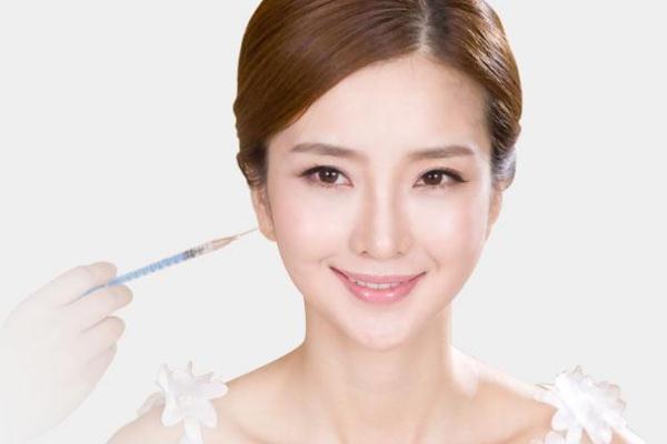 瘦臉針的后遺癥有哪些 如何保證打完瘦臉針之后的安全性 瘦臉針的后遺癥有哪些 如何保證打完瘦臉針之后的安全性