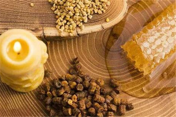 蜂膠涂臉過(guò)敏了怎么辦 蜂膠涂臉后多長(zhǎng)時(shí)間洗掉 蜂膠涂臉過(guò)敏了怎么辦 蜂膠涂臉后多長(zhǎng)時(shí)間洗掉