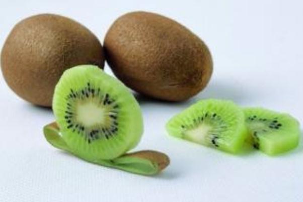 吃獼猴桃舌頭蟄著疼 吃獼猴桃舌頭疼妙招 吃獼猴桃舌頭蟄著疼 吃獼猴桃舌頭疼妙招