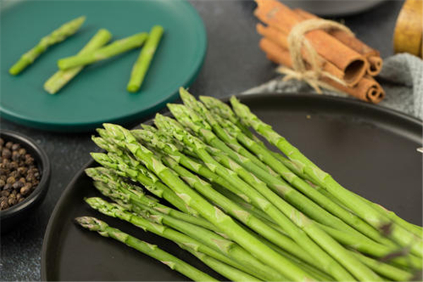 夏季吃什么蔬菜好 夏季有什么蔬菜是當(dāng)季的 夏季吃什么蔬菜好 夏季有什么蔬菜是當(dāng)季的