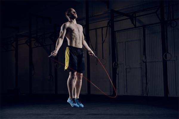 跳繩對身體有影響嗎 跳繩時要注意什么 跳繩對身體有影響嗎 跳繩時要注意什么