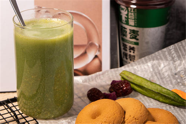 代餐奶昔為什么要多喝水 代餐奶昔在運(yùn)動前喝還是在運(yùn)動后喝