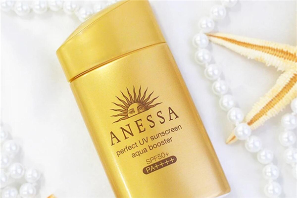 安耐曬的涂抹順序 安耐曬正確的使用方法 安耐曬的涂抹順序 安耐曬正確的使用方法