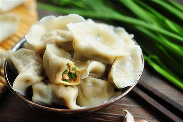 韭菜肉餡的餃子怎么調(diào) 韭菜餃子用什么肉 韭菜肉餡的餃子怎么調(diào) 韭菜餃子用什么肉