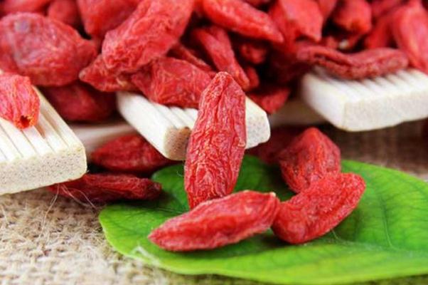 枸杞有補腎的功效嗎 枸杞怎么吃可以補腎 枸杞有補腎的功效嗎 枸杞怎么吃可以補腎