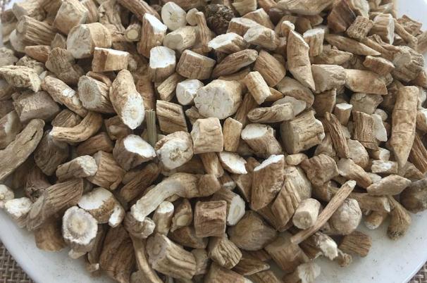 板藍根對咽炎有效果嗎 板藍根對鼻炎有效嗎 板藍根對咽炎有效果嗎 板藍根對鼻炎有效嗎