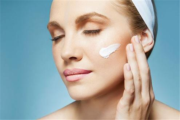 敏感肌分為哪幾種 敏感肌適合什么牌子的護(hù)膚品 敏感肌分為哪幾種 敏感肌適合什么牌子的護(hù)膚品