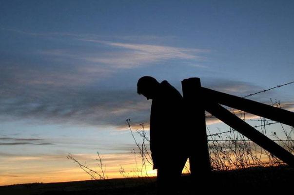 抑郁癥會(huì)導(dǎo)致身體哪些不適 抑郁癥會(huì)嗜睡乏力嗎 抑郁癥會(huì)導(dǎo)致身體哪些不適 抑郁癥會(huì)嗜睡乏力嗎