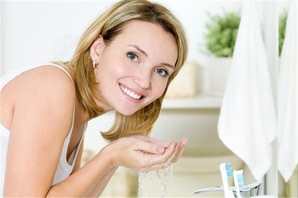 敏感肌要不要去角質(zhì) 敏感肌去角質(zhì)哪個產(chǎn)品好